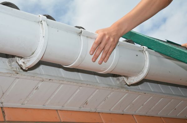 Gutter Reattachment in Fletcher