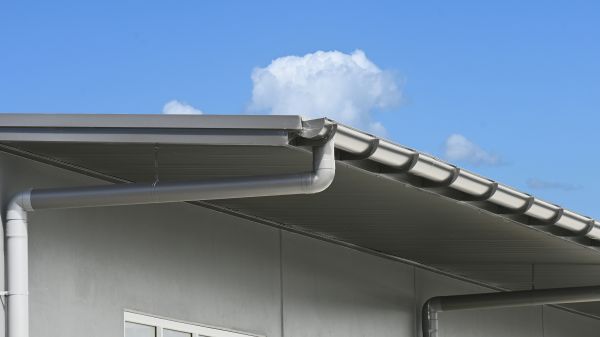 Eavestrough Service in Fletcher